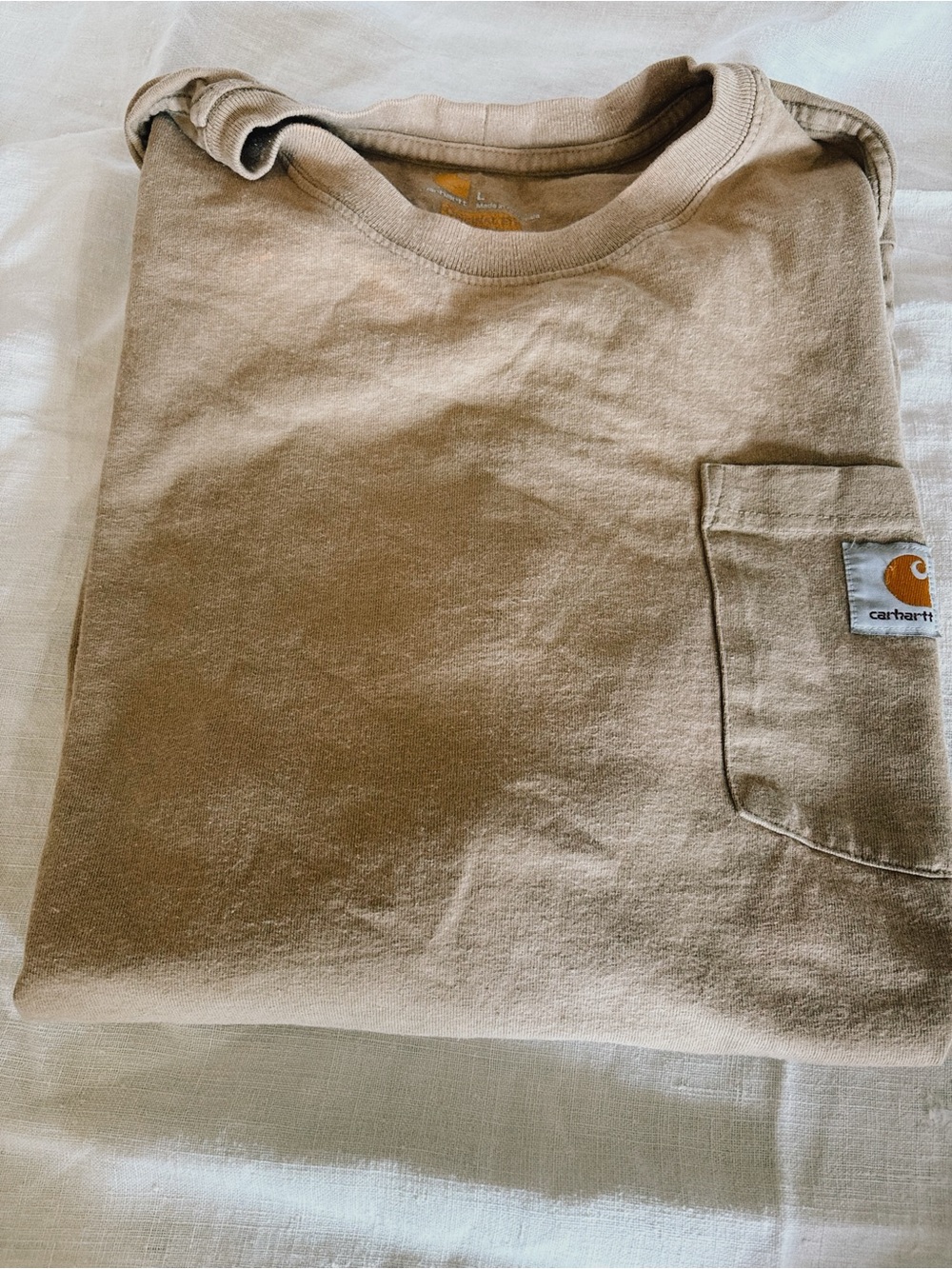 Carhartt Men’s Original Fit Pocket Shirt in Classic Tan Size L